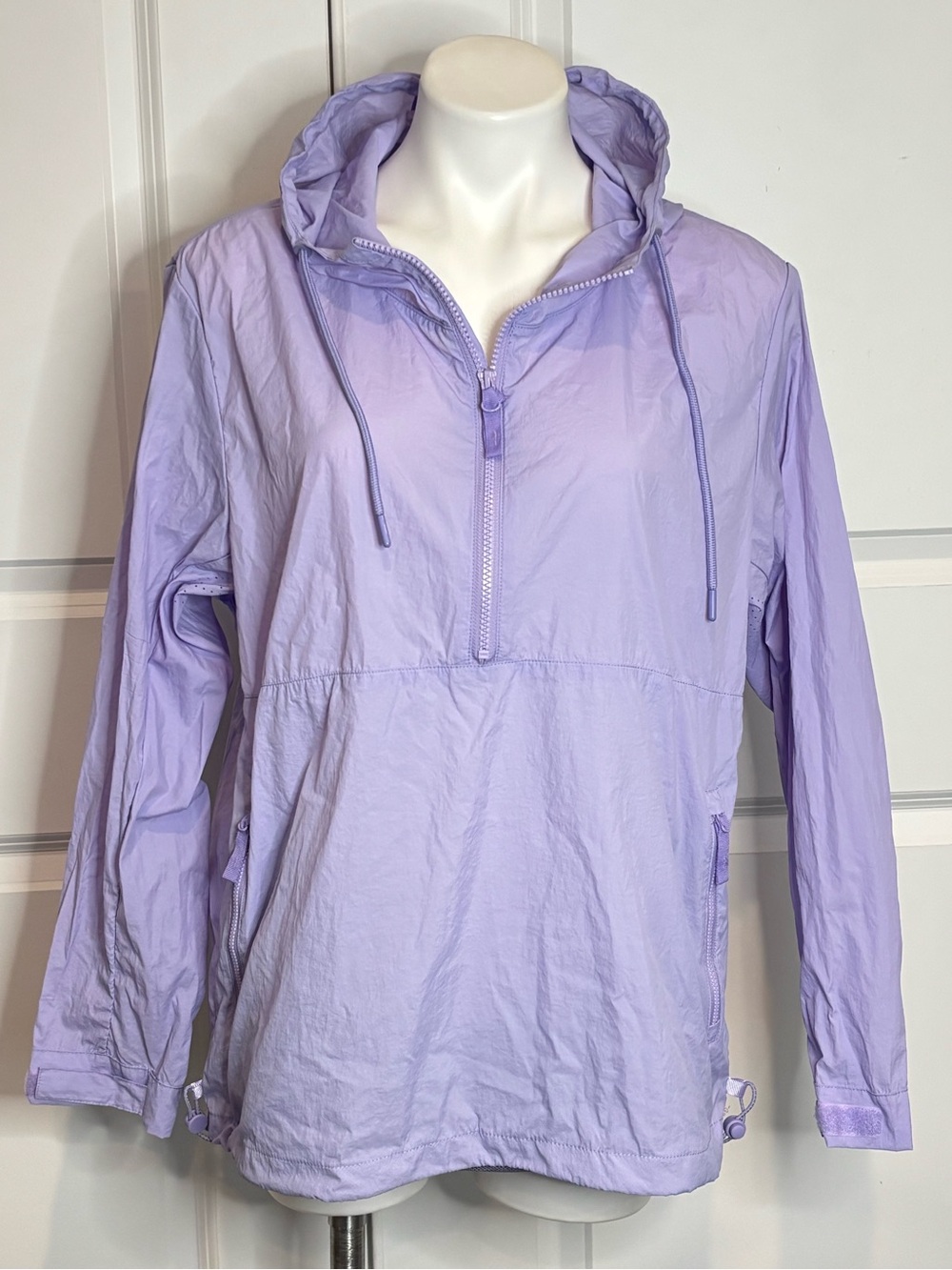 NWT Mono b Lavender Purple Lightweight Hooded Pullover Windbreaker Jacket M